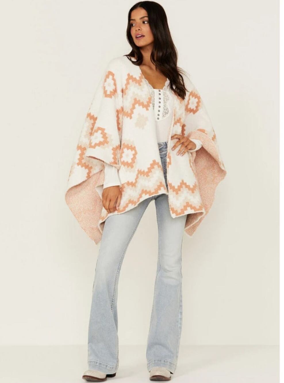 Idyllwind Women's Elm Cozy Southwestern Print Shawl One Size Fits Most Western